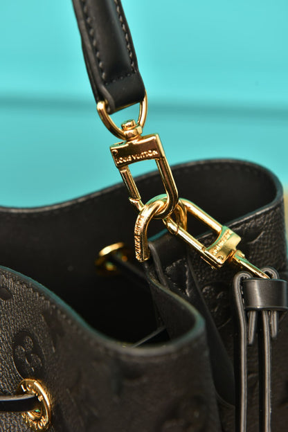 NeoNoe MM Black