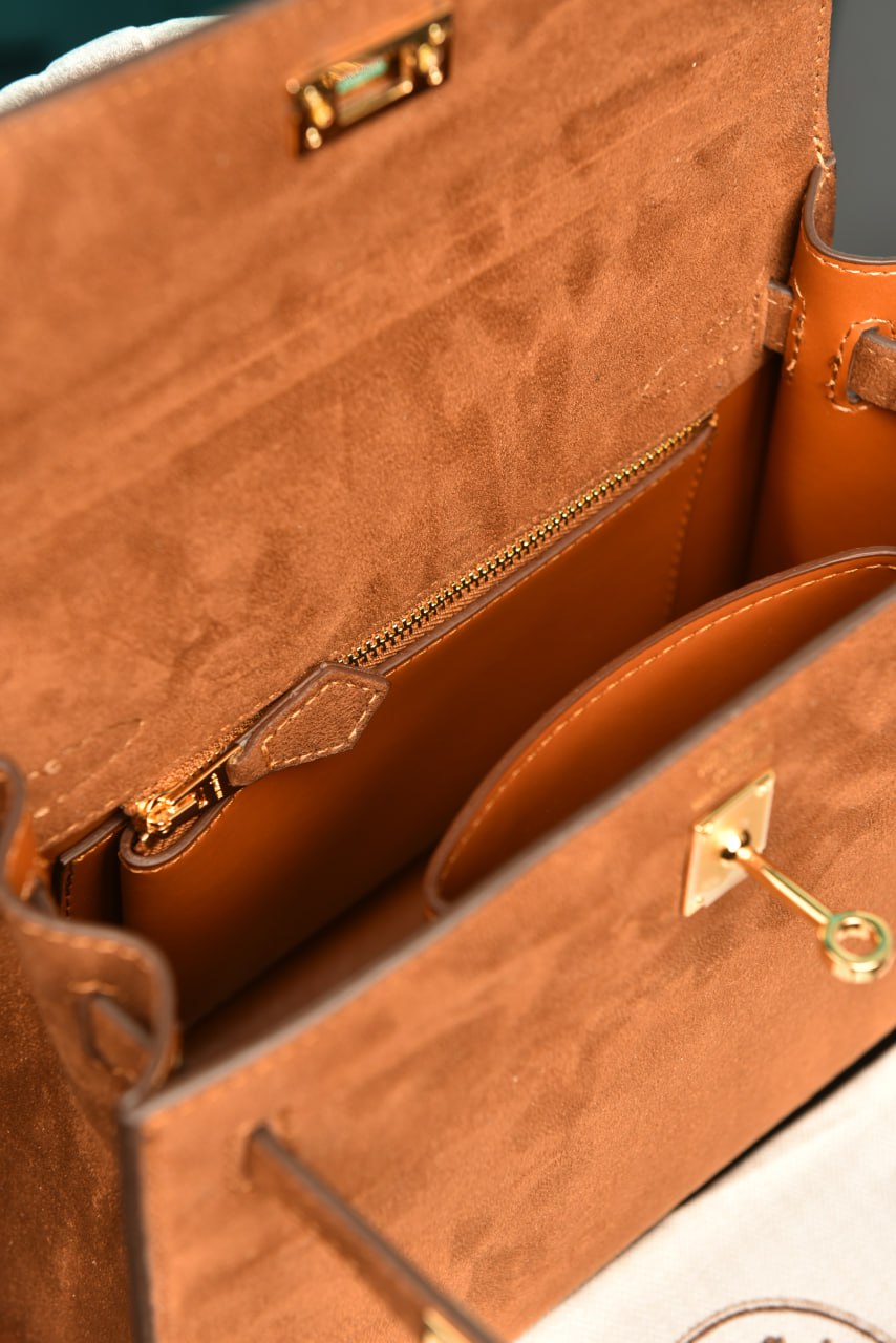 Kelly 25 ( Suede )