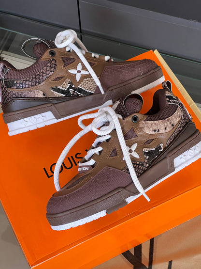 '- Walk'n Sneaker