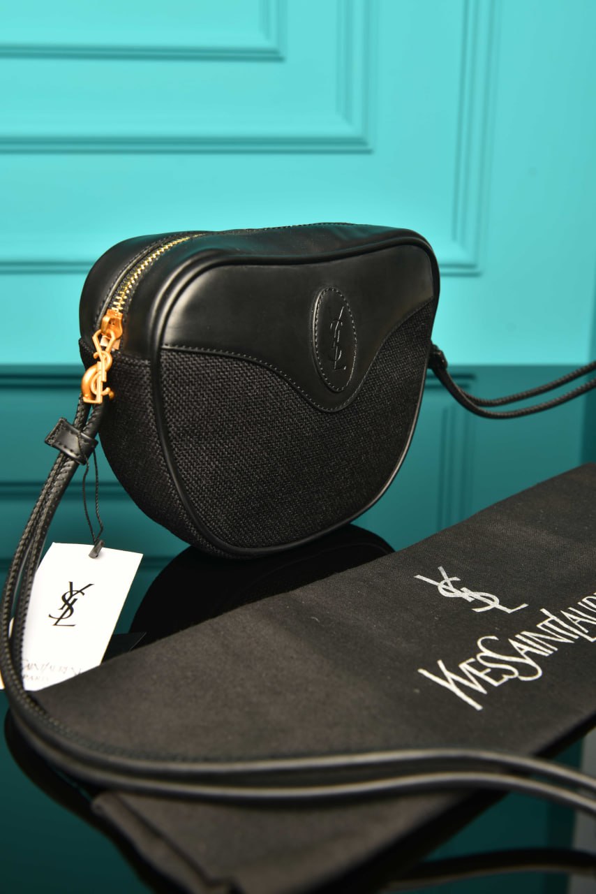 '- Le 5 A 7 Hobo Bag In Smooth Leather