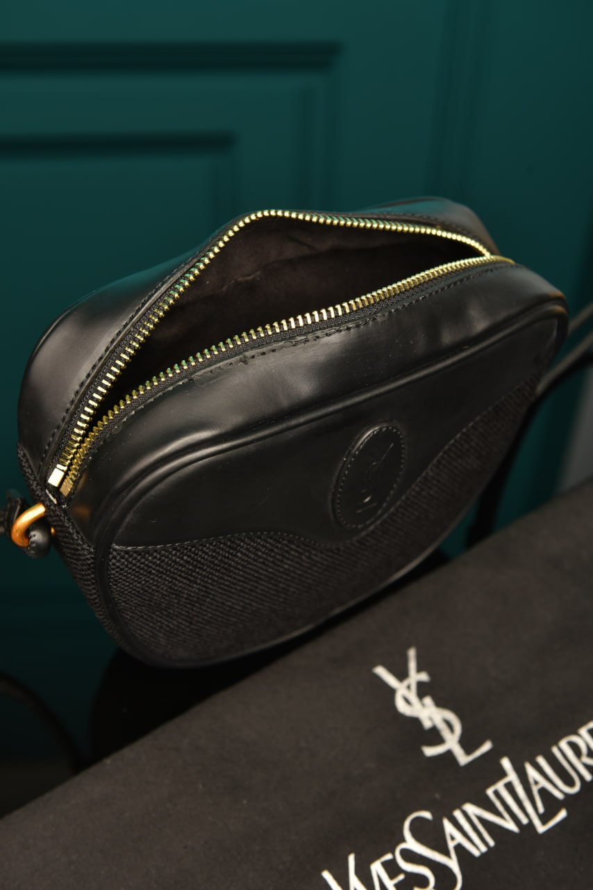 '- Le 5 A 7 Hobo Bag In Smooth Leather