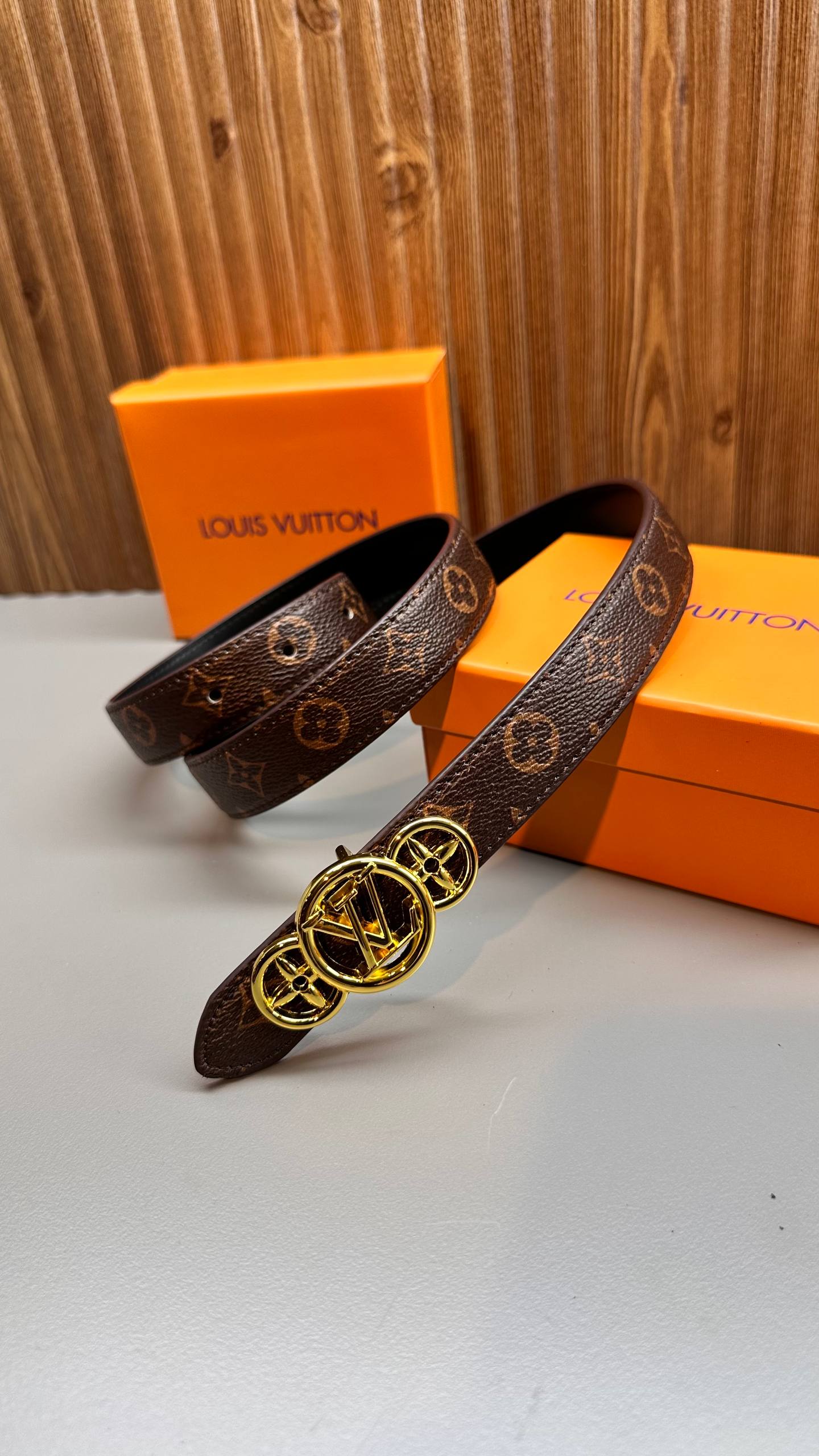 '- Steel Buckle Belt