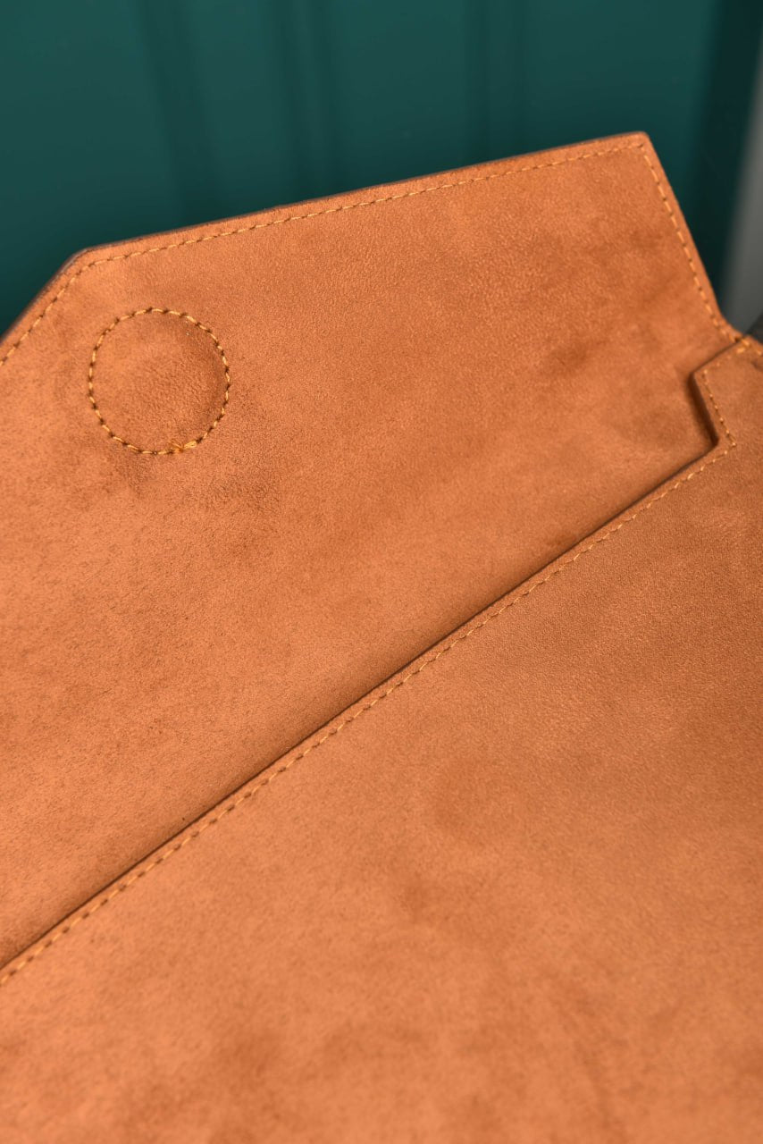 '- Uptown Pouch (Suede)