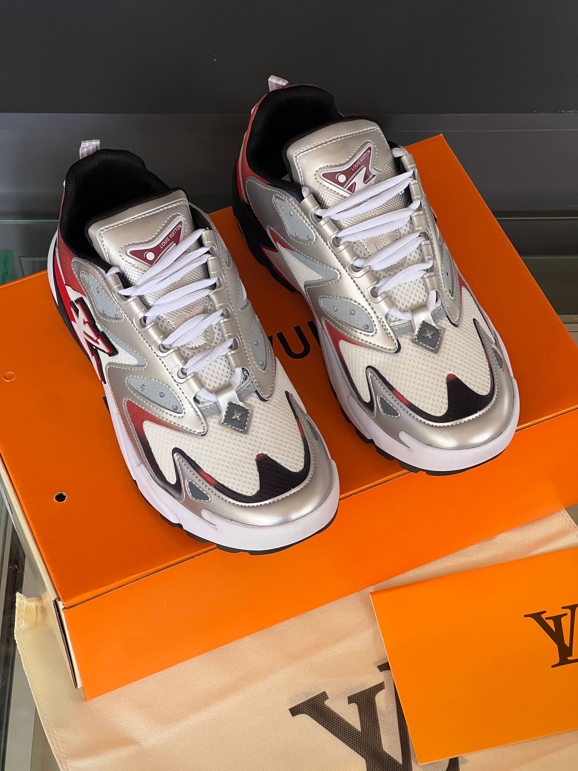 '- Runner Tatic Sneakers
