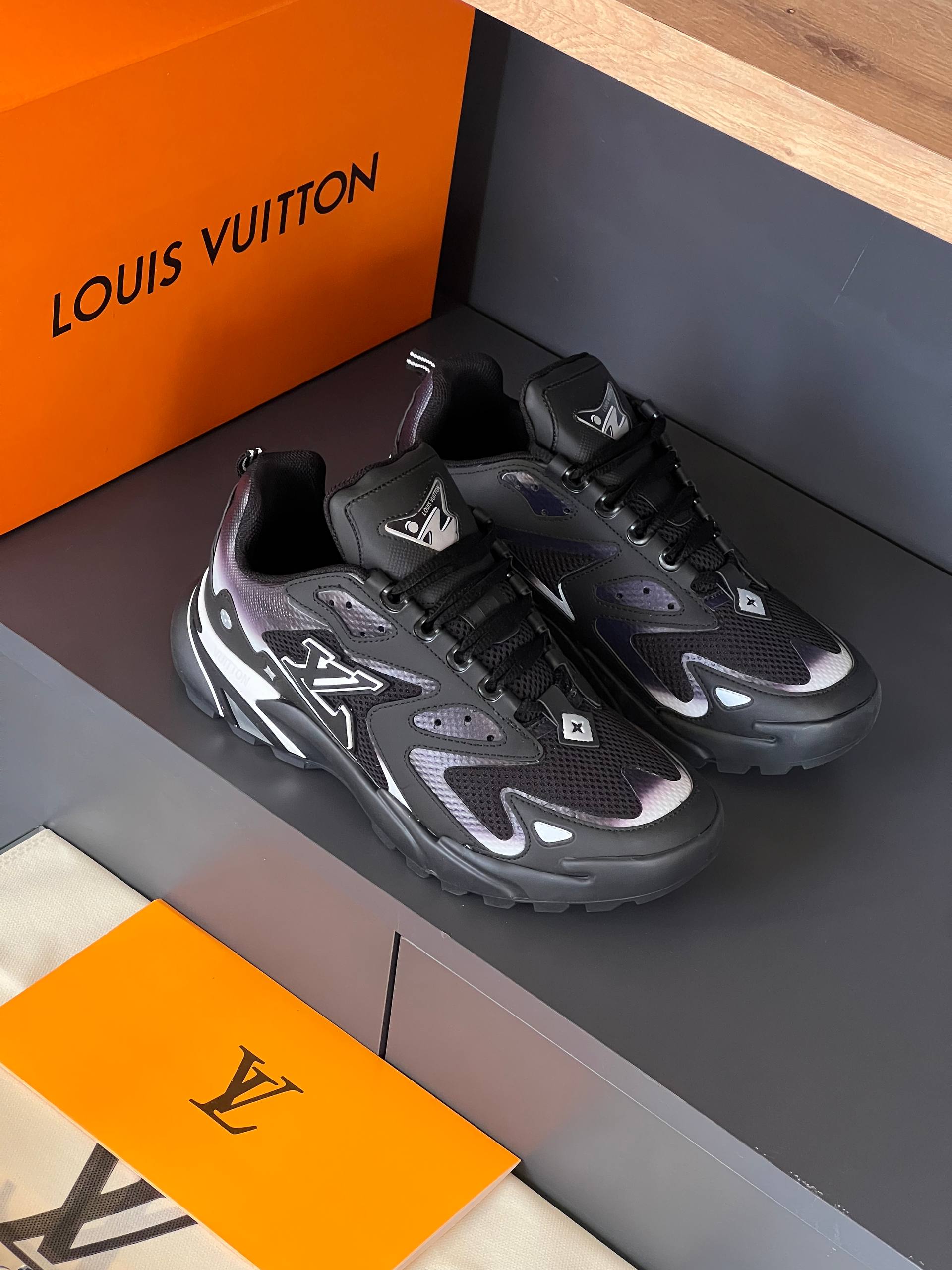 '- Runner Tatic Sneakers