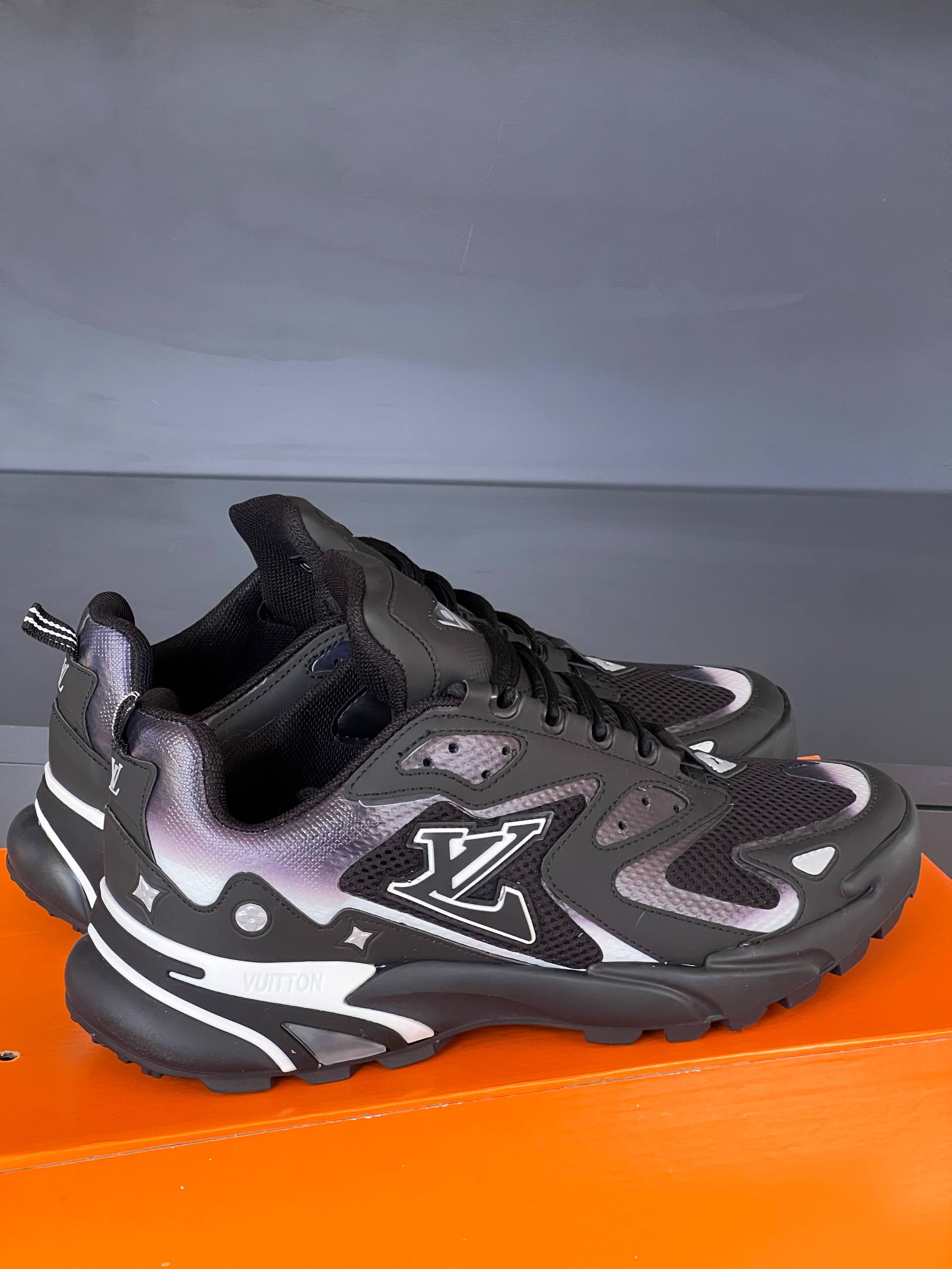 '- Runner Tatic Sneakers