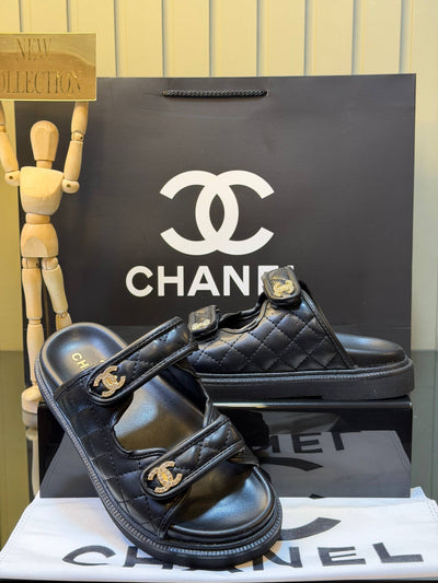 CH  25 Small Bag and Slipper