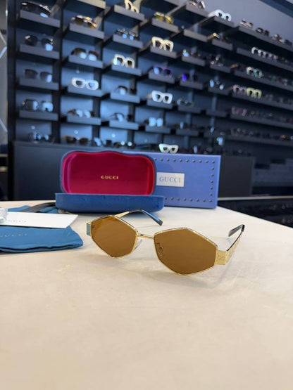 GG set + 2 sunglasses