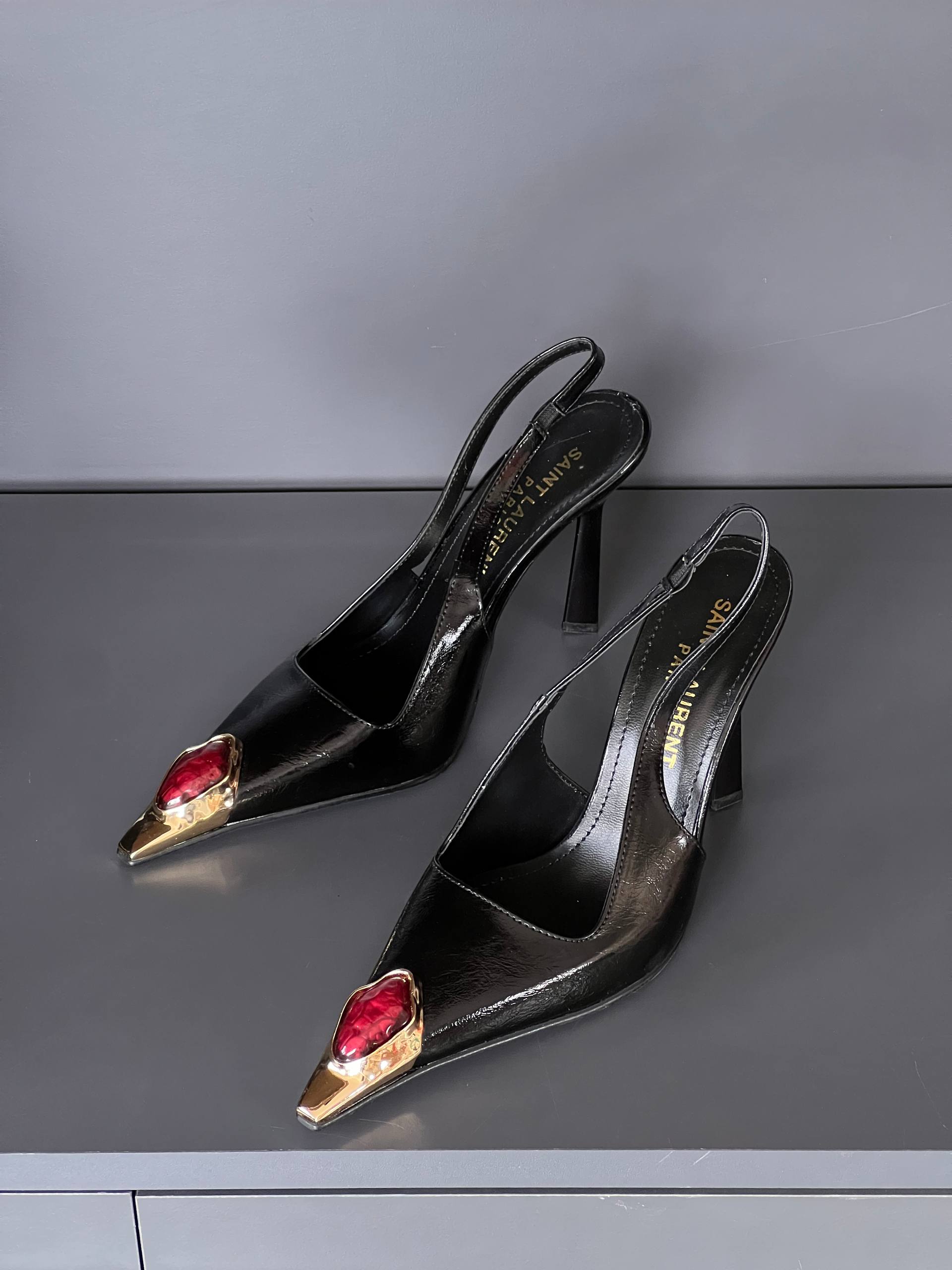 Y-S Heel
