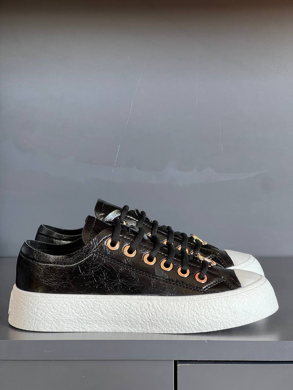 C-Shoes
