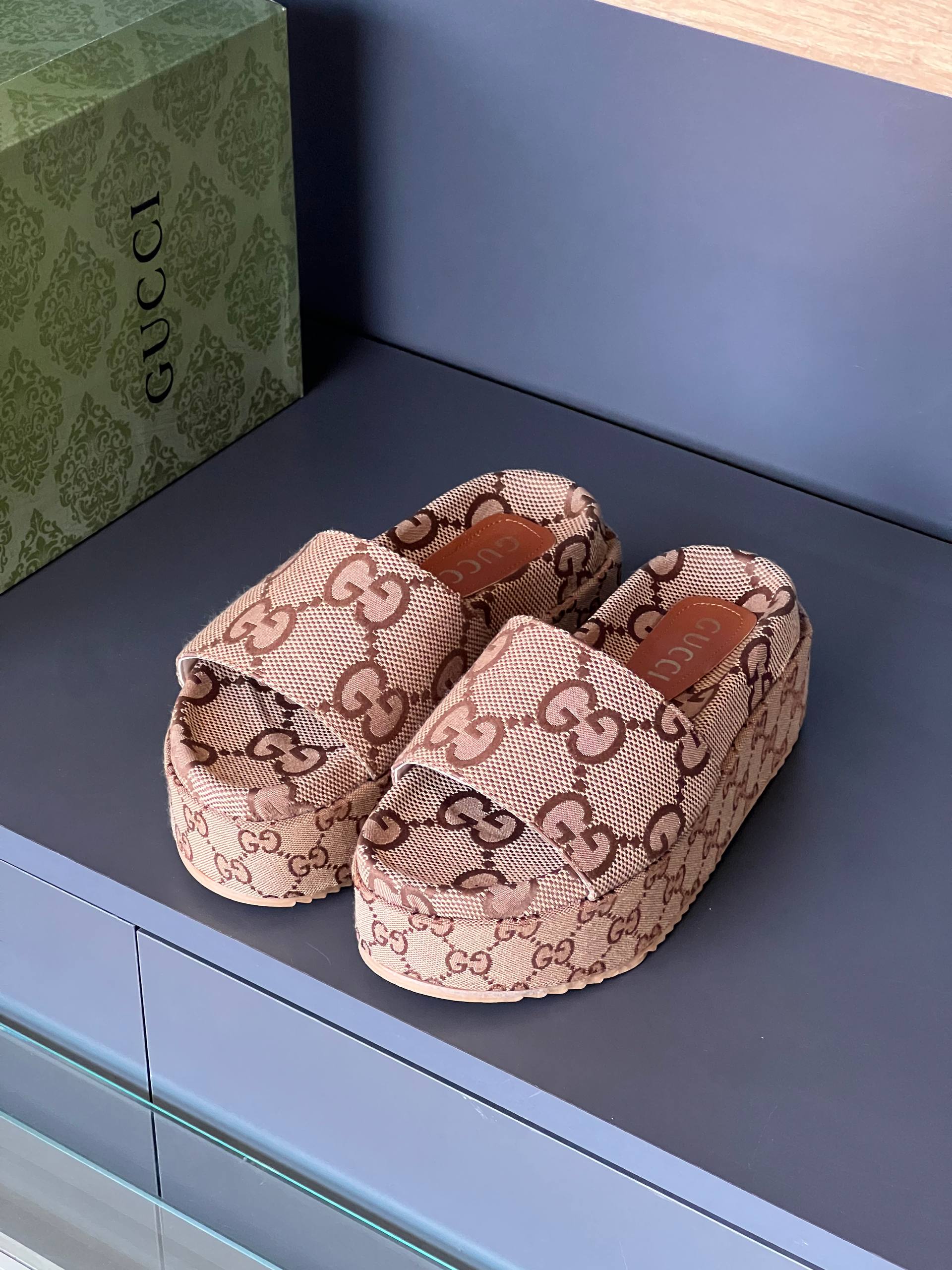 G-Summer Slipper