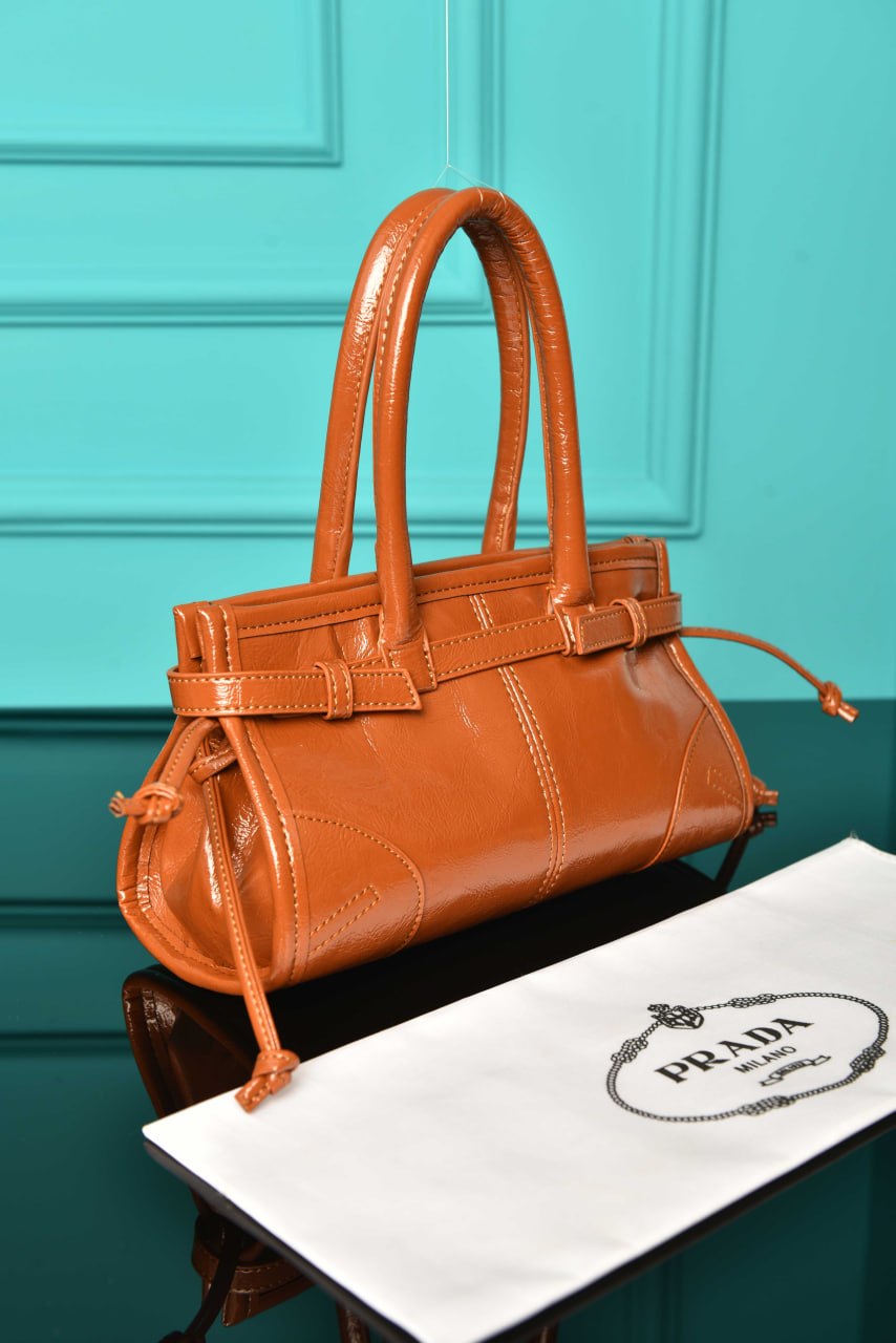 '-Bonnie Leather Mini Handbag