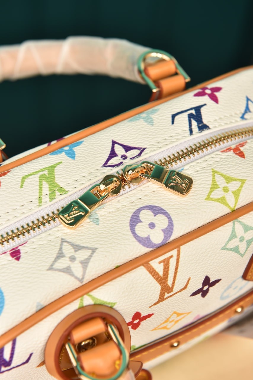 '- Handbag East-West