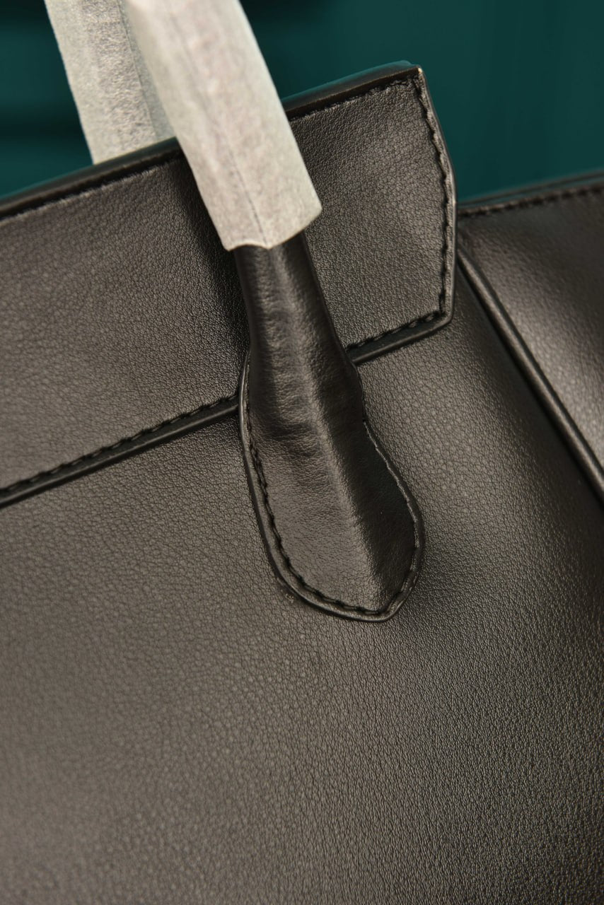 '-Small New Luggage in Supple