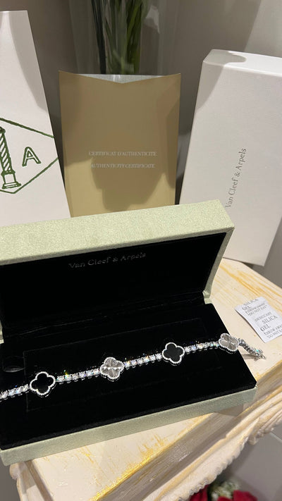 V- Bracelet