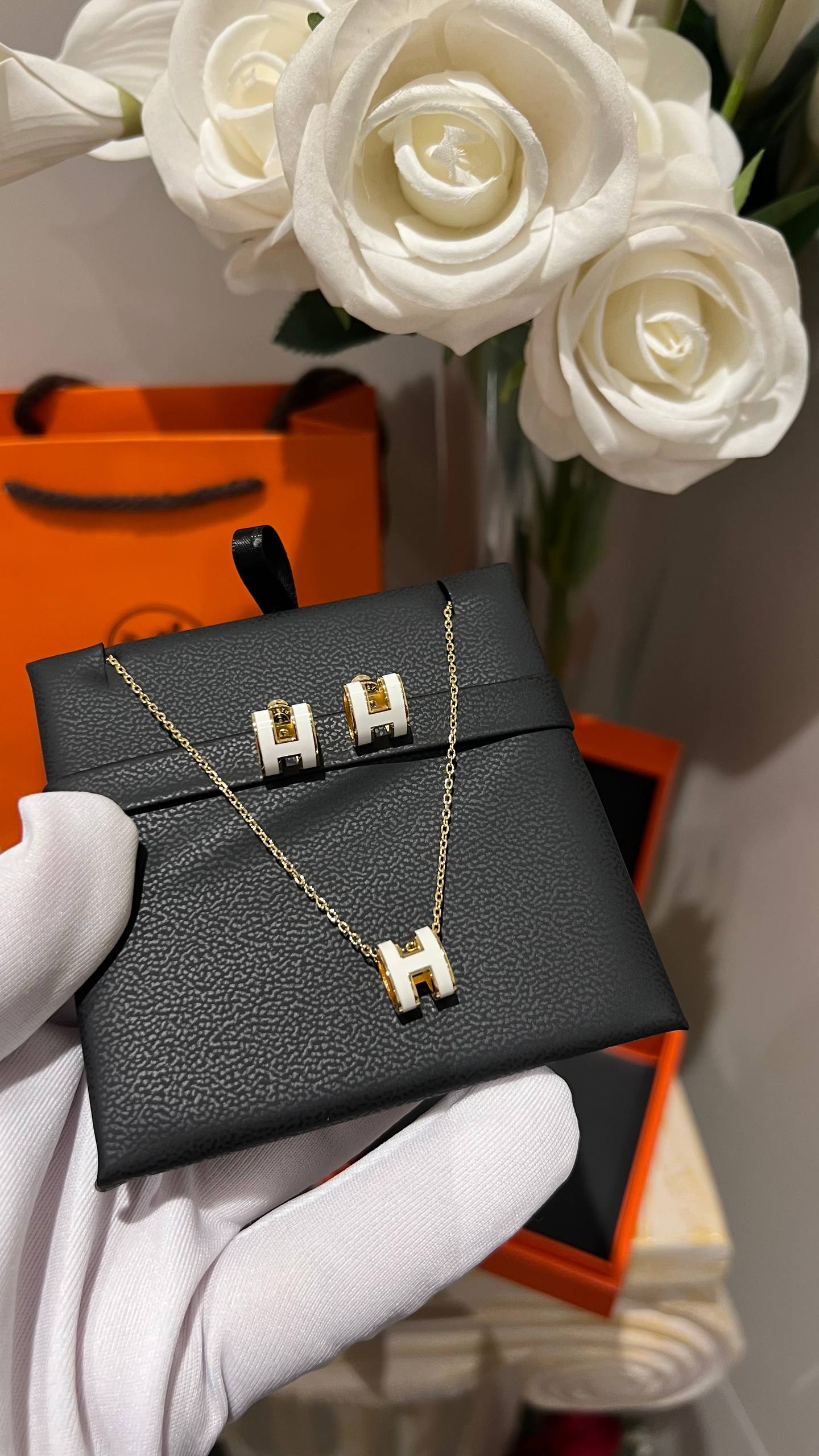 H - Full Box necklace earring