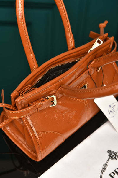 '-Bonnie Leather Mini Handbag