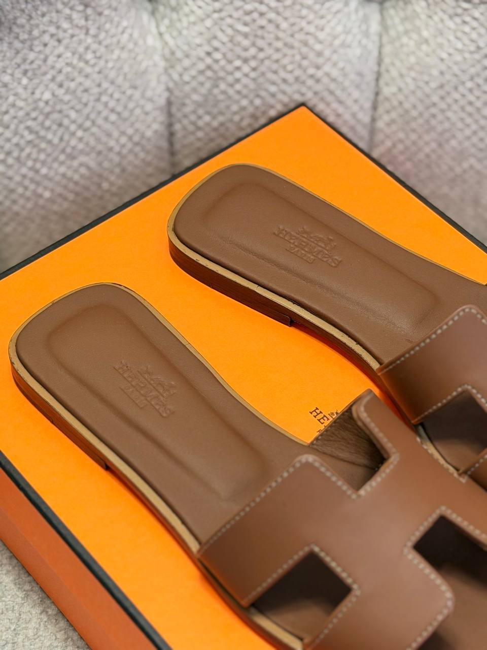 H - Sandals
