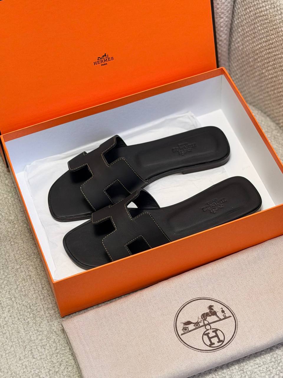 H - Sandals