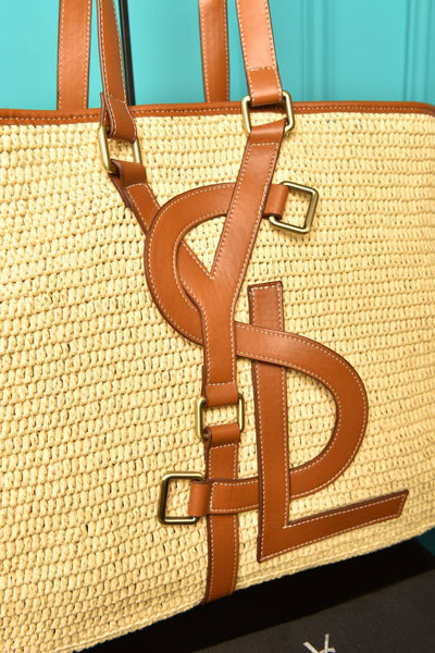 '- Tote Raffia