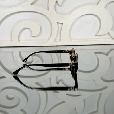 M - Sunglasses