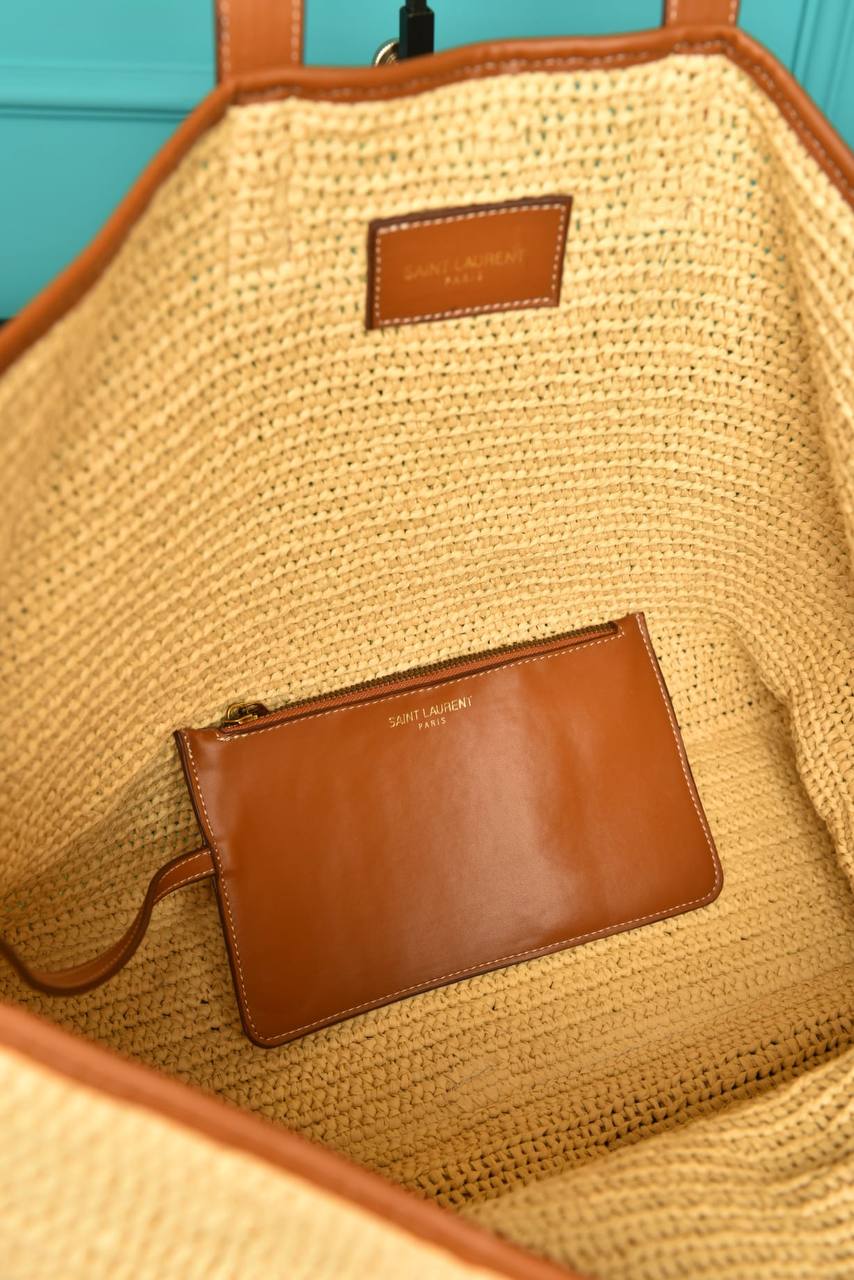 '- Tote Raffia