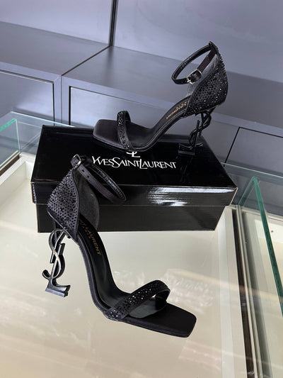 '- Y Heel