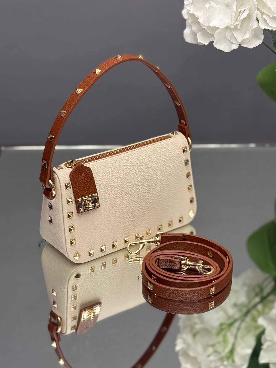 V- G. Rockstud