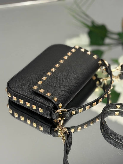 V- Rockstud