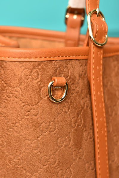 'G- Emblem Medium Tote Bag