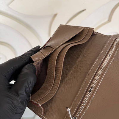 'H - Wallet