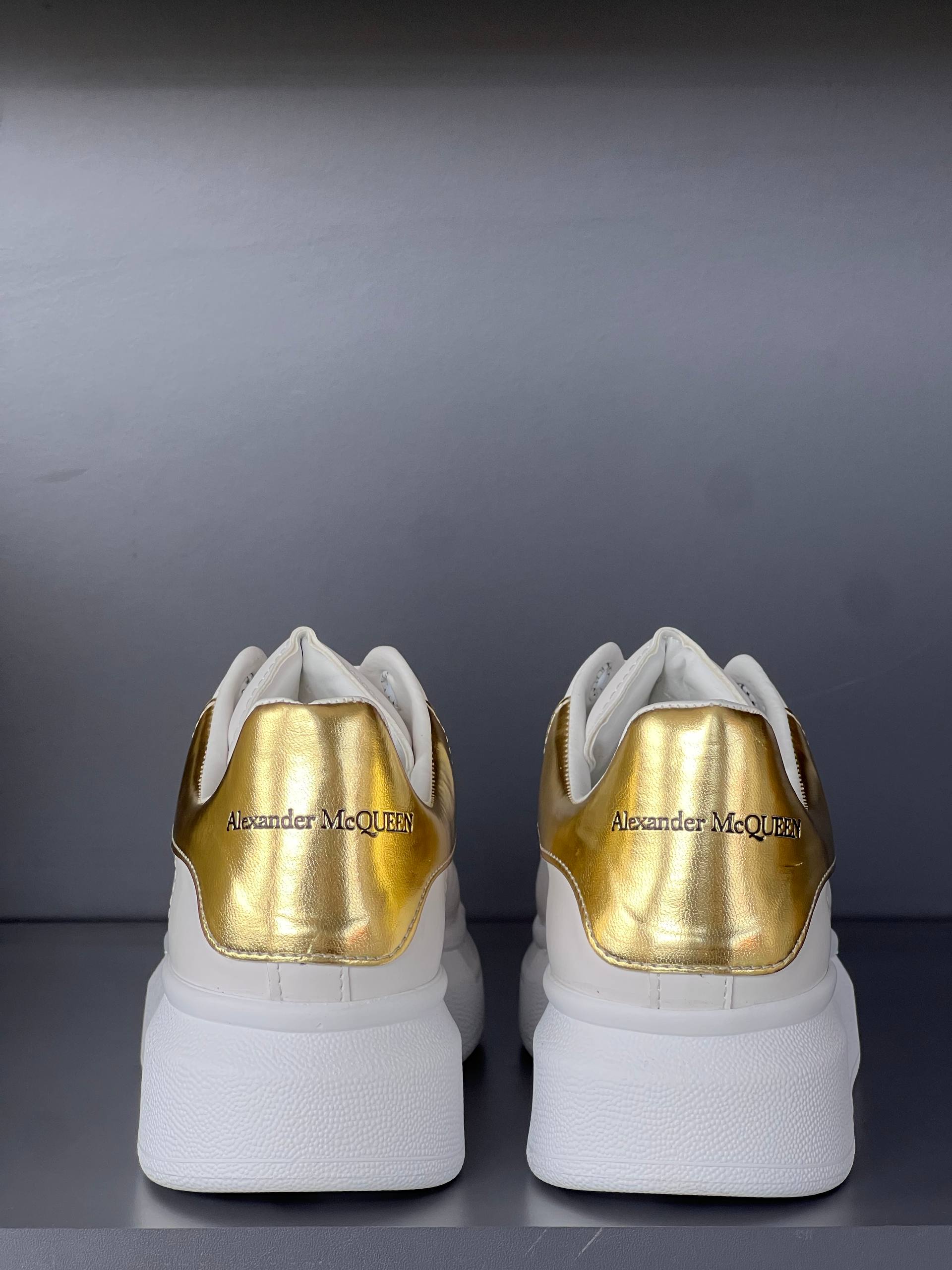 'A - Sneaker Golden