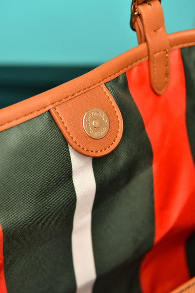 'G -Emblem Medium Tote Bag