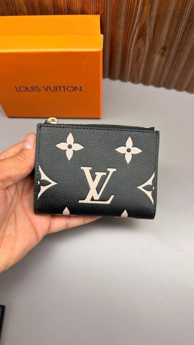 'L - Wallet