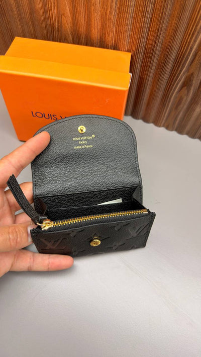 'L - Wallet