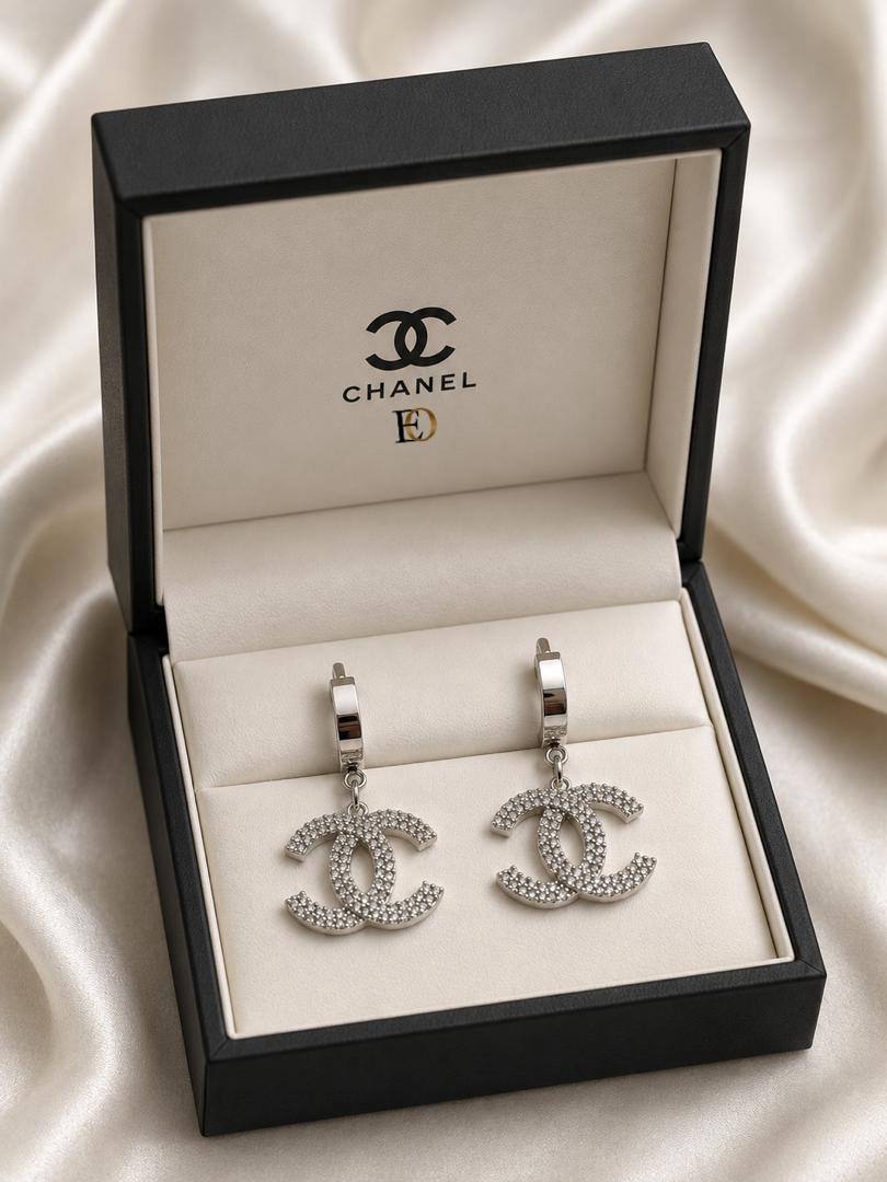 'C - Earring