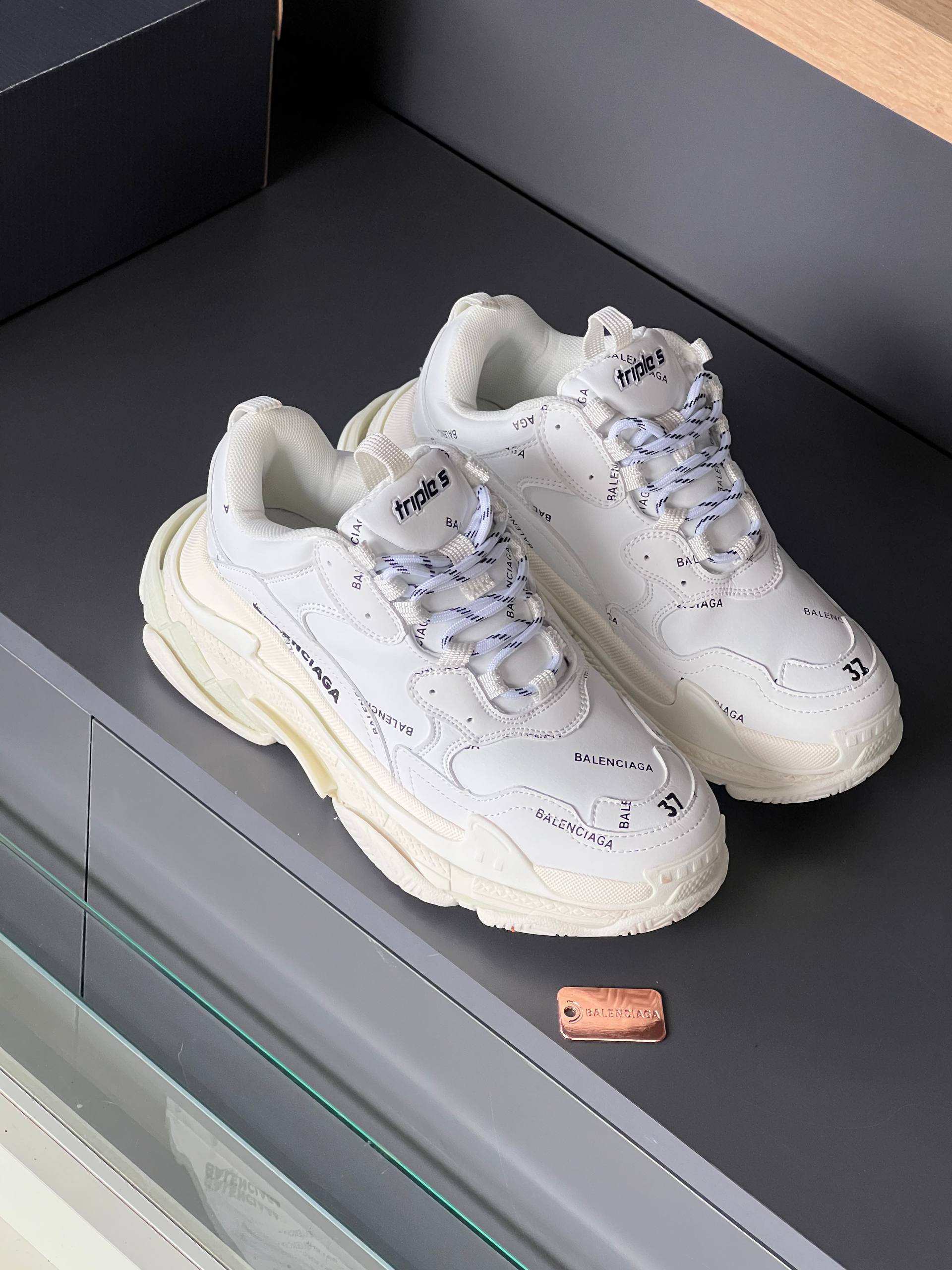 'B - Man Shoes