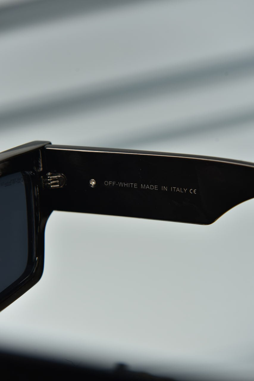 'OW -Sunglasses