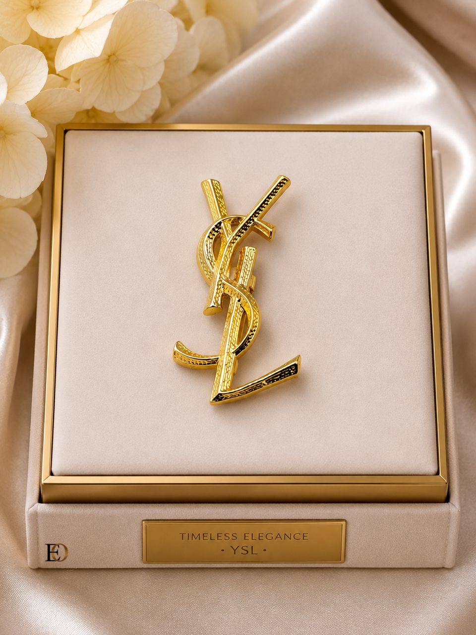 'Y -  Brooch