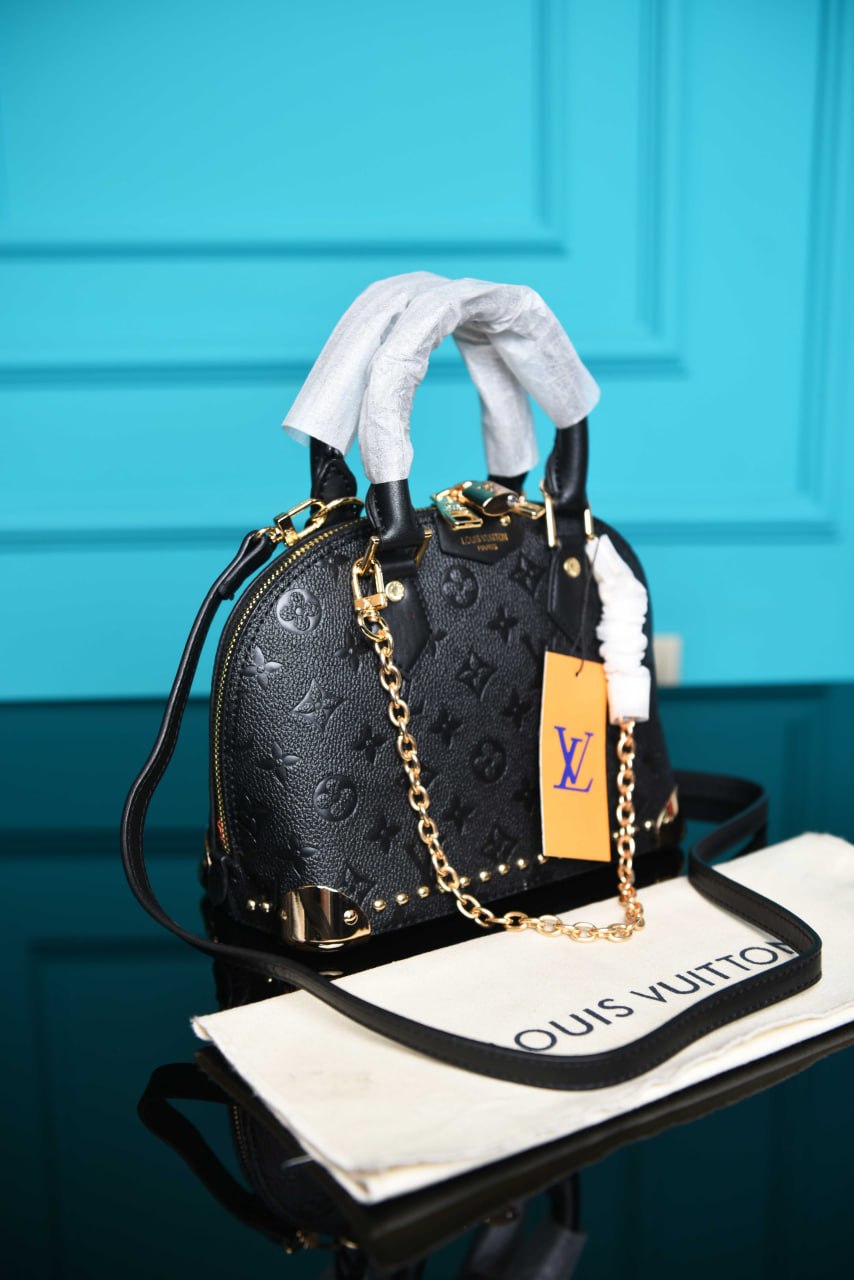 Alma Trunk BB