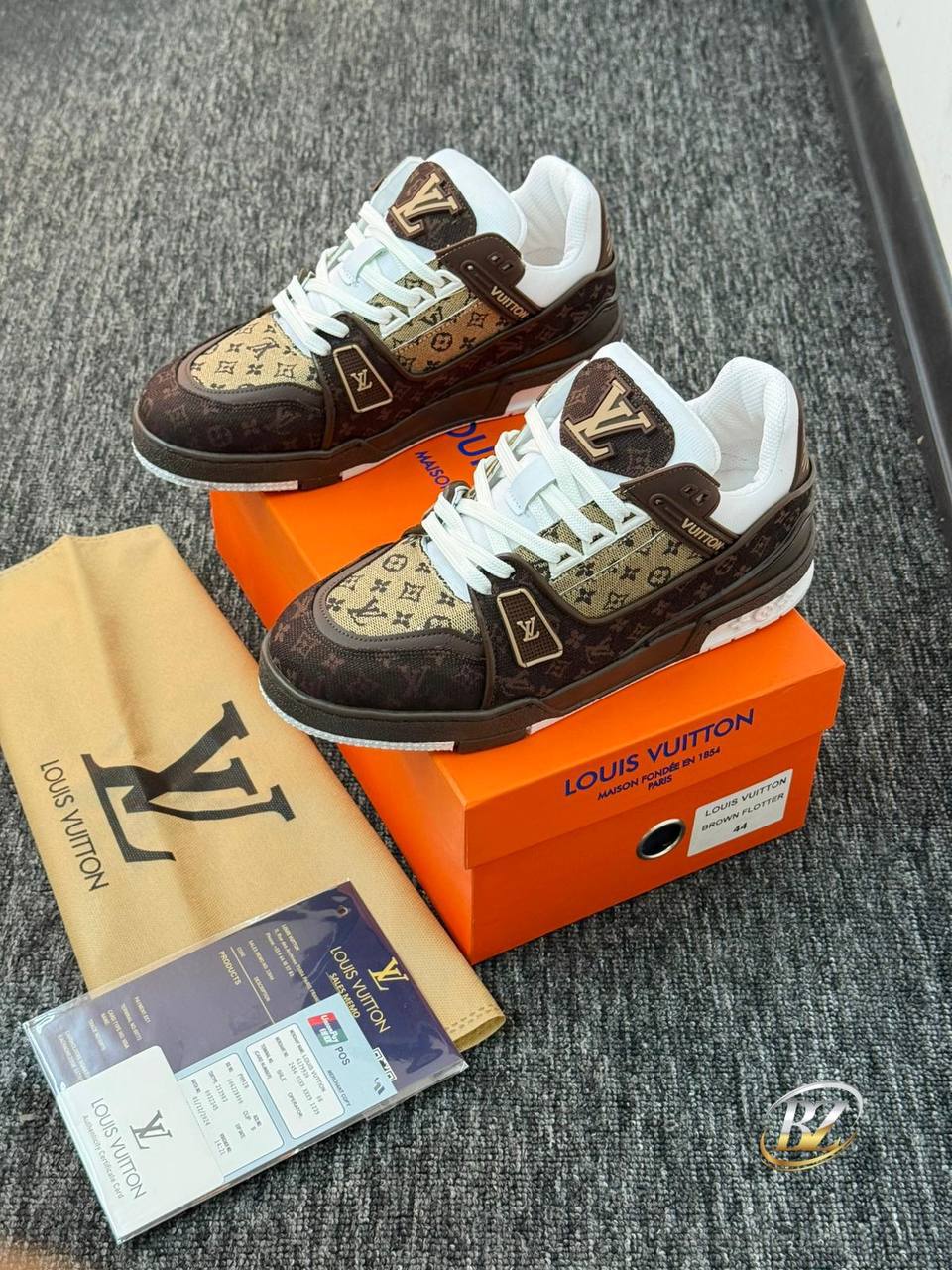 L - Man Shoes