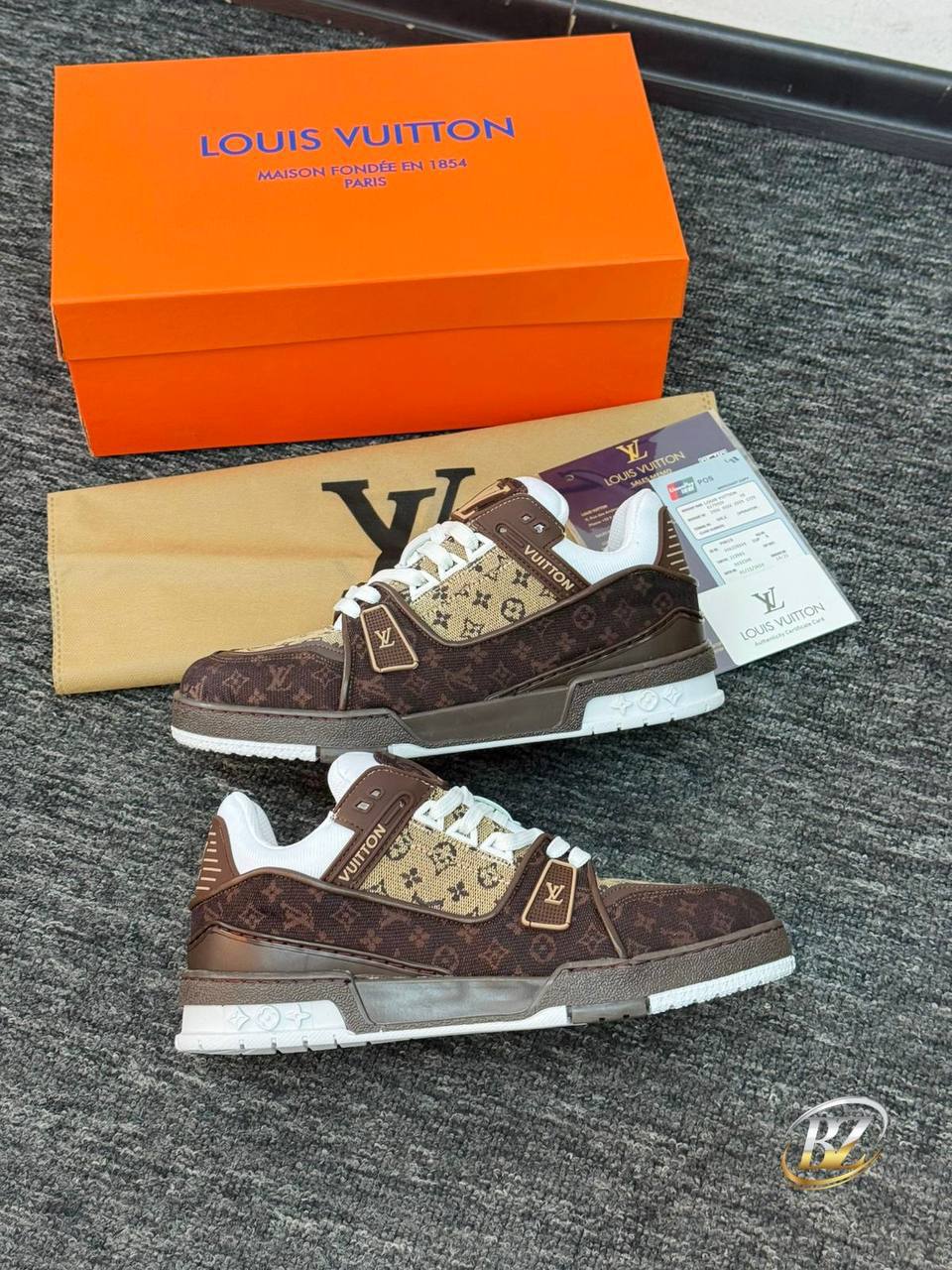 L - Man Shoes